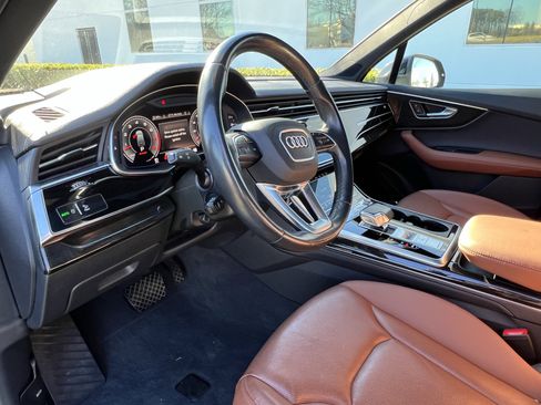 Used 2023 Audi Q7 3.0T Prestige w/ Prestige Package image 17