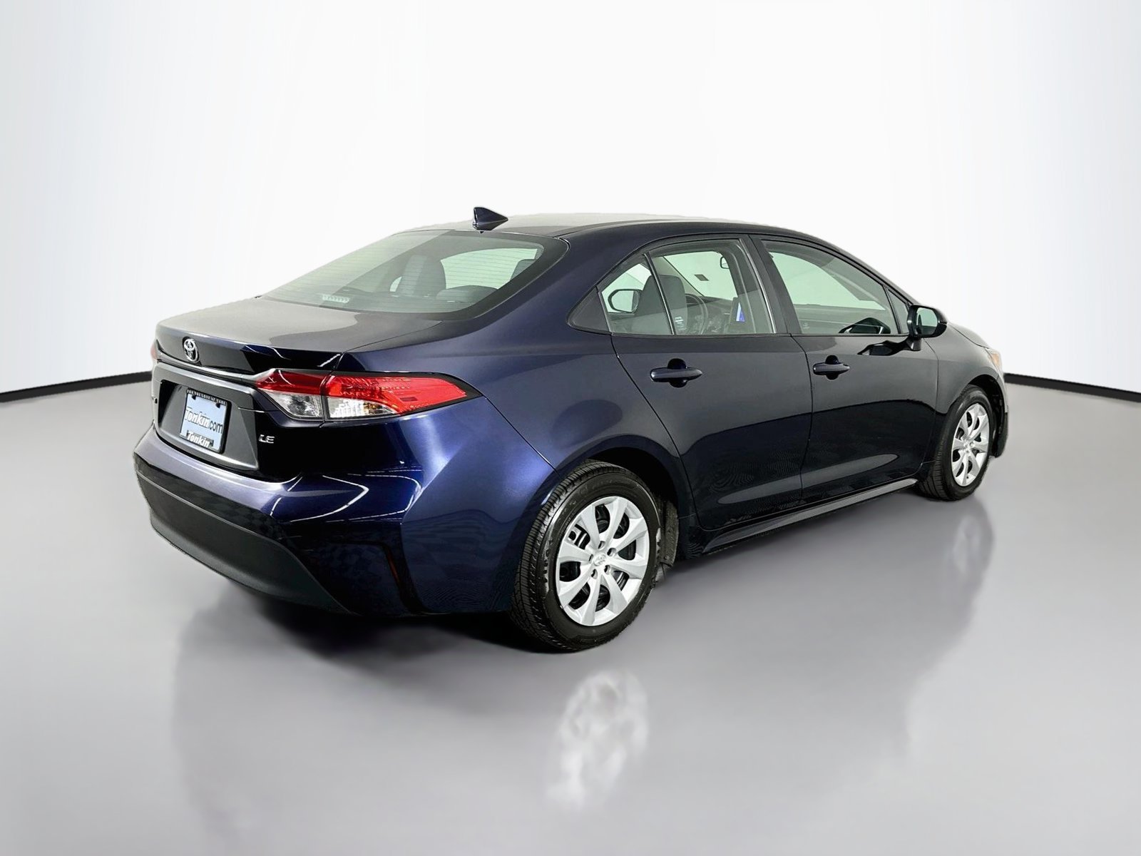 Used 2023 Toyota Corolla LE FWD image 8