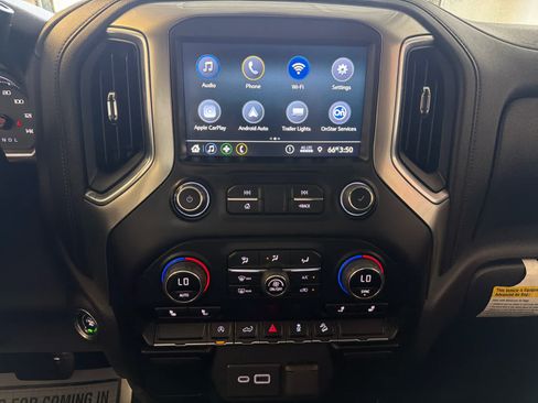 Used 2022 Chevrolet Silverado 1500 RST w/ Z71 Off-Road Package AWD/4WD image 42