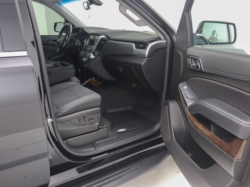 Used 2019 Chevrolet Suburban LS w/ Max Trailering Package AWD/4WD image 17