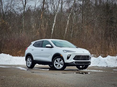 New 2026 Buick Encore GX Preferred w/ Comfort Package image 2