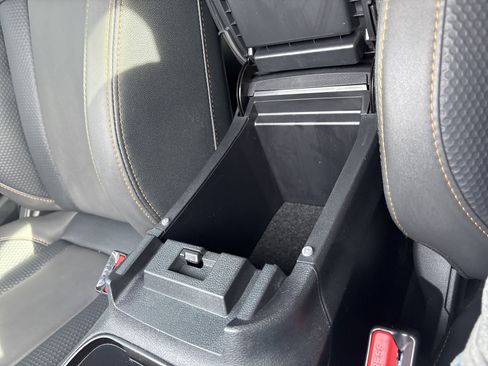 Used 2022 Subaru Outback Wilderness image 28