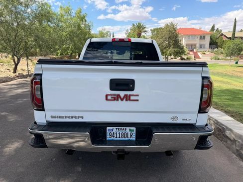 Used 2018 GMC Sierra 1500 SLT w/ Enhanced Driver Alert Package RWD image 4