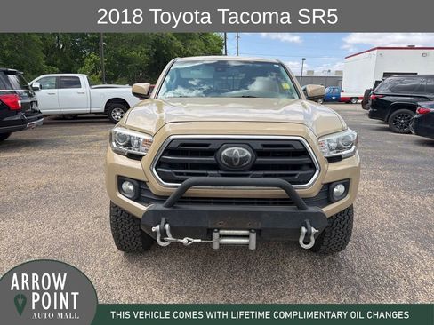 Used 2018 Toyota Tacoma SR5 image 2