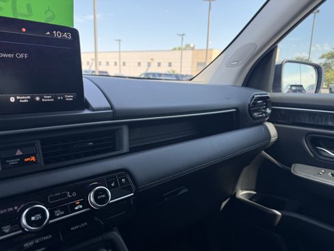 Used 2024 Honda Pilot Elite image 14