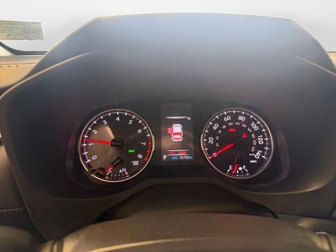 Used 2022 Toyota RAV4 XLE Premium AWD/4WD image 14