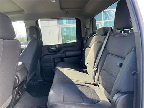 Used 2023 Chevrolet Silverado 2500 Custom w/ Custom Value Package image 12