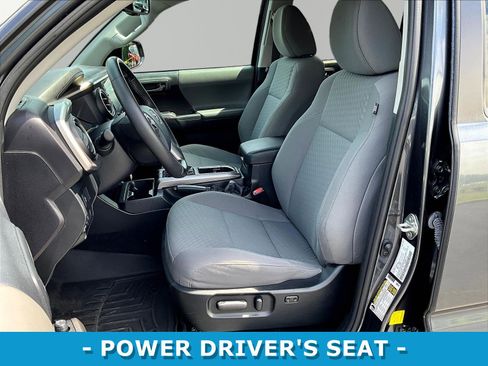 Used 2020 Toyota Tacoma SR5 w/ Technology Package AWD/4WD image 22