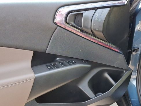 Certified 2025 BMW X3 xDrive30i w/ Premium Package image 12