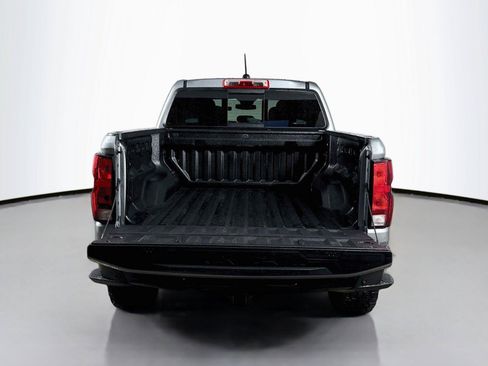 Used 2023 Chevrolet Colorado Trail Boss w/ Technology Package AWD/4WD image 25
