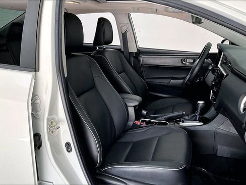 Used 2019 Toyota Corolla XLE image 10