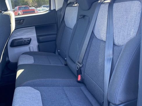 Certified 2022 Ford Maverick XLT image 23