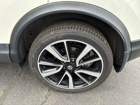 Certified 2019 Nissan Rogue Sport SL w/ Premium Package AWD/4WD image 11