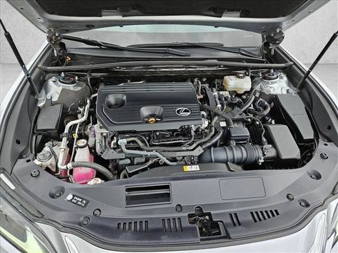 Used 2022 Lexus ES 300h w/ Premium Package FWD image 24