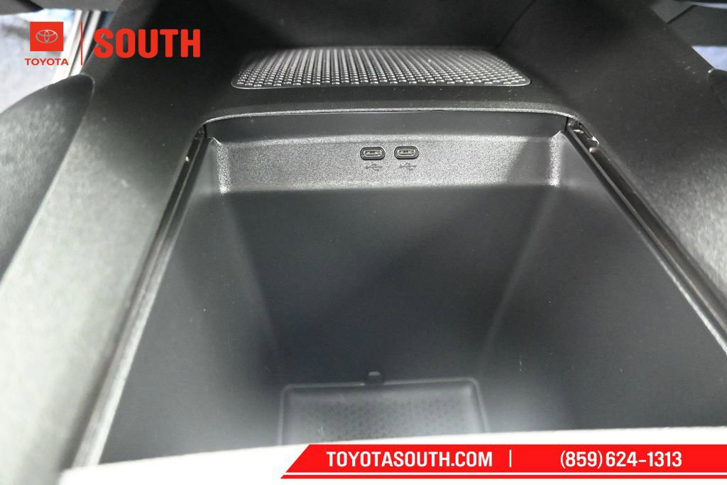 Used 2024 Chevrolet Blazer EV RS AWD/4WD image 27