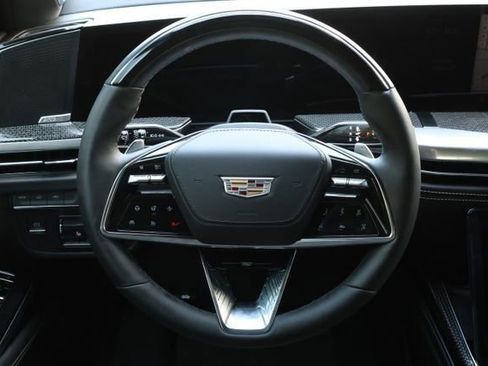 Certified 2025 Cadillac Escalade V w/ LPO, ONYX Package image 15