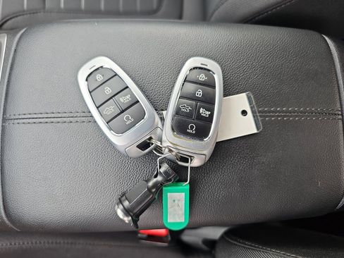 Used 2024 Hyundai Santa Cruz SEL image 17