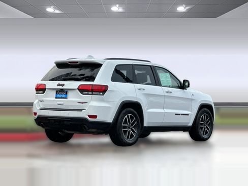 Used 2021 Jeep Grand Cherokee Trailhawk image 8