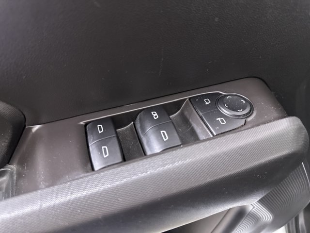 Used 2025 Chevrolet Colorado Trail Boss AWD/4WD image 24