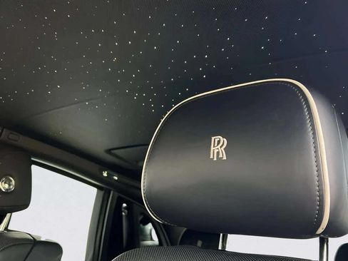 Used 2018 Rolls-Royce Phantom Sedan RWD image 8