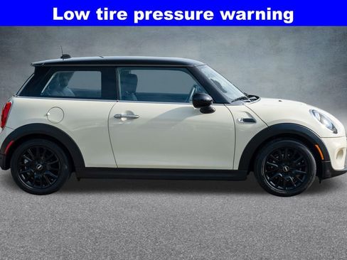 Used 2019 MINI Cooper 2-Door Hardtop image 9