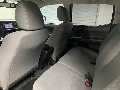 Used 2016 Toyota Tacoma SR5 w/ SR5 Appearance Package (SN) image 12