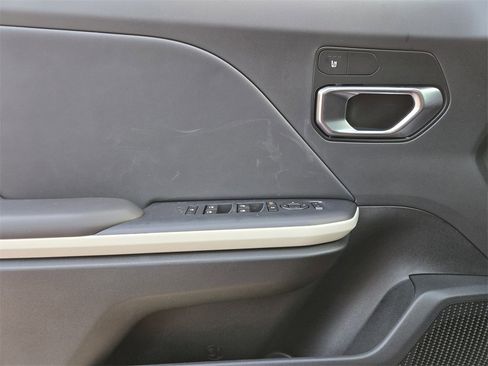 New 2025 Kia K4 GT-Line image 16