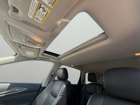 Used 2019 INFINITI QX60 Luxe w/ Essential Package AWD/4WD image 11