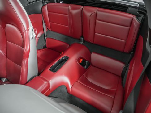 Used 2018 Porsche 911 Targa 4 GTS image 14