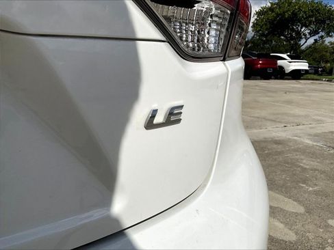 Used 2023 Toyota Corolla LE FWD image 30