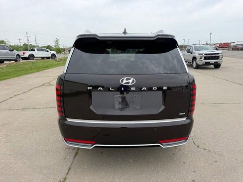 Used 2026 Hyundai Palisade Calligraphy AWD/4WD image 4