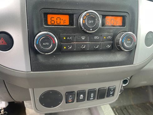 Used 2014 Nissan Frontier SV w/ SV Value Truck Package RWD image 20