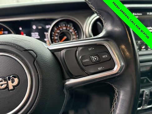 Used 2019 Jeep Wrangler Unlimited Sahara image 21