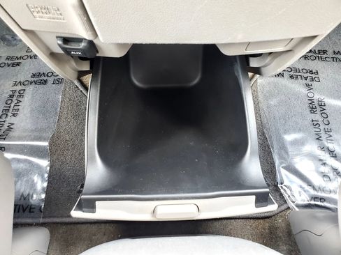 Used 2014 Honda Odyssey EX image 35
