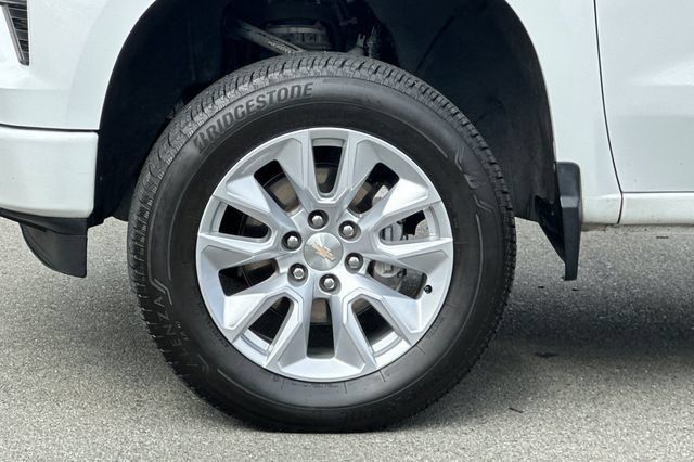 Used 2022 Chevrolet Silverado 1500 Custom AWD/4WD image 24