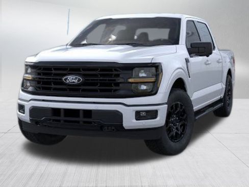 New 2025 Ford F150 XLT w/ Equipment Group 302A MID image 3