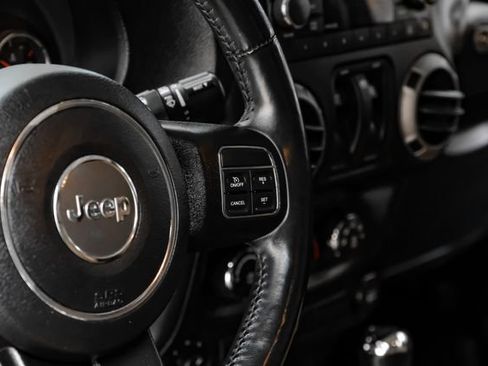 Used 2012 Jeep Wrangler Sport AWD/4WD image 14