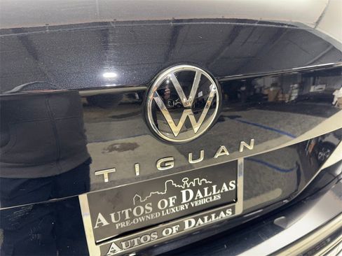 Used 2024 Volkswagen Tiguan SE R-Line image 21