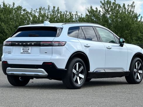 New 2026 Honda Prologue Touring image 3