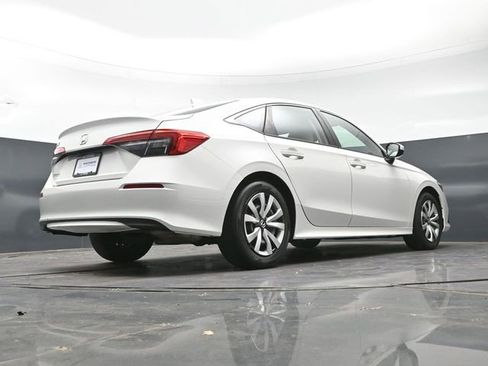 Used 2023 Honda Civic LX image 43