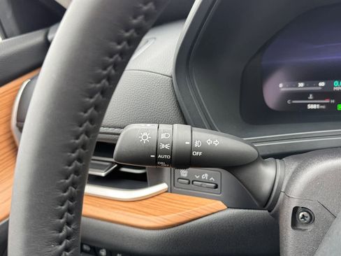 Used 2025 Toyota Grand Highlander Limited image 22