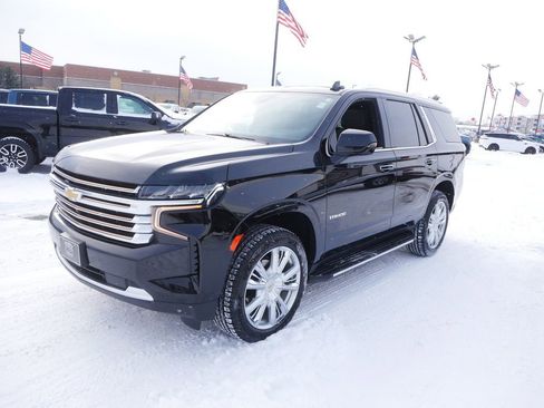 Used 2023 Chevrolet Tahoe High Country w/ Advanced Technology Package image 4