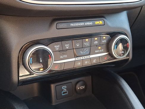 Used 2022 Ford Escape SEL w/ SEL Stealth AWD Package image 18