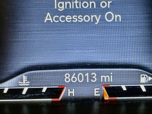 Used 2019 Jeep Cherokee Limited FWD image 19