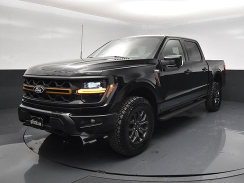 Used 2025 Ford F150 Tremor w/ Equipment Group 402A High AWD/4WD image 2