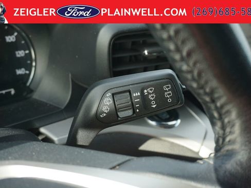 Used 2022 Ford Explorer XLT AWD/4WD image 27