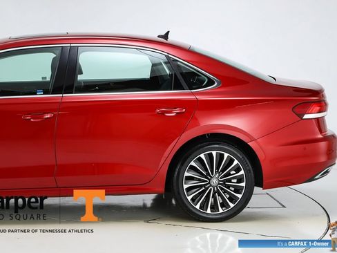 Used 2022 Volkswagen Passat 2.0T FWD image 42