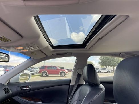 Used 2011 Lexus ES 350 FWD image 21