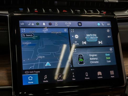 Used 2023 Jeep Grand Cherokee Summit w/ Advanced Protech Group IV AWD/4WD image 23