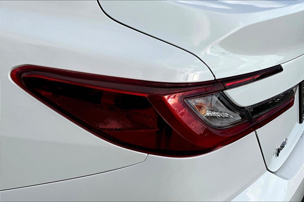 Used 2025 Toyota Camry LE FWD image 24